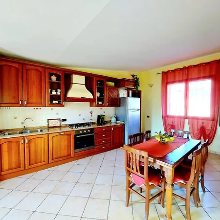 Casa Flo Apartmán *